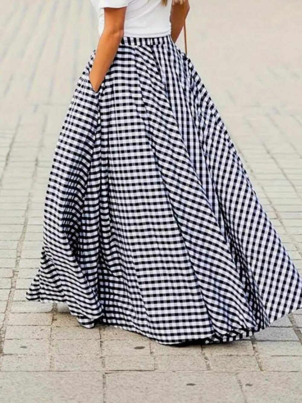 Women's Black White Gingham Plaid Maxi Skirt High Waist Flowy A-Line - Picture 3 of 4